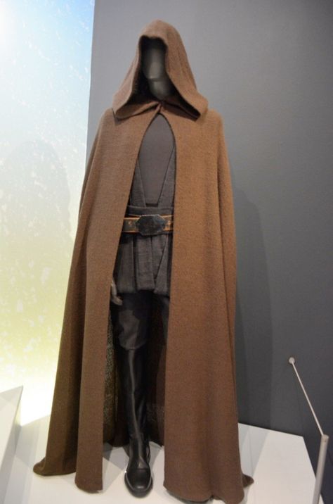 Anakin Skywalker Full Outfit, Medieval Cloak Pattern, Cal Kestis Poncho, Luke Skywalker Poncho, Jedi Temple Guard Cosplay, Luke Skywalker Cosplay, Luke Skywalker Costume, Cloak Pattern, Medieval Cloak