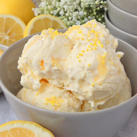 Lemon Curd Ice Cream (No Churn) Recipe For Lemon Curd, Lemon Curd Ice Cream, Lemon Curd Cheesecake, Ice Cream No Churn, Dessert Pots, Cheesecake No Bake, Meringue Desserts, Lemon Zester, Lemon Curd Recipe