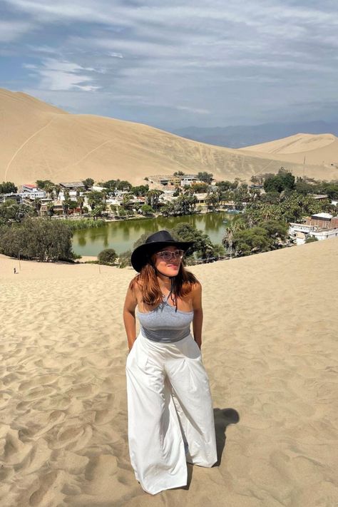 Do not stay without visiting this wonderful Oasis that will surprise you 🤩🇵🇪✈️. Contact us: +51972002160 📲 Huacachina Peru Outfits, Peru Outfits, Travel To Peru, Huacachina Peru, Desert Outfit, Peru Travel, Best Sunset, Travel Board, Pisco