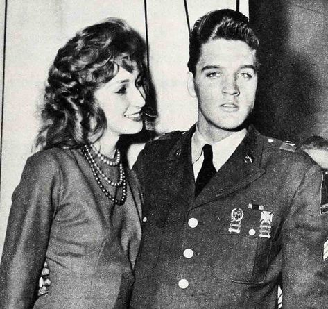 Elvis 1960, Elvis Army, Kiss Meaning, Elvis And Me, Young Elvis, Pink Sheath Dress, Elvis Presley Pictures, Smile And Wave, Autograph Books