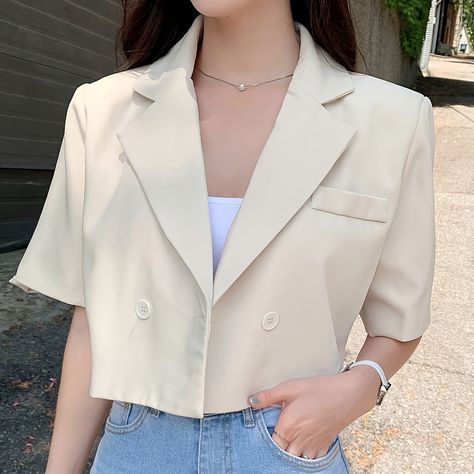 Short Sleeve Blazer Outfit, Short Blazer Outfits, Blazer Short Sleeve, Blazer E Short, Modest Girly Outfits, Jacket Outfit Women, Short Blazer, Blazer Casual, Ladies Blazer