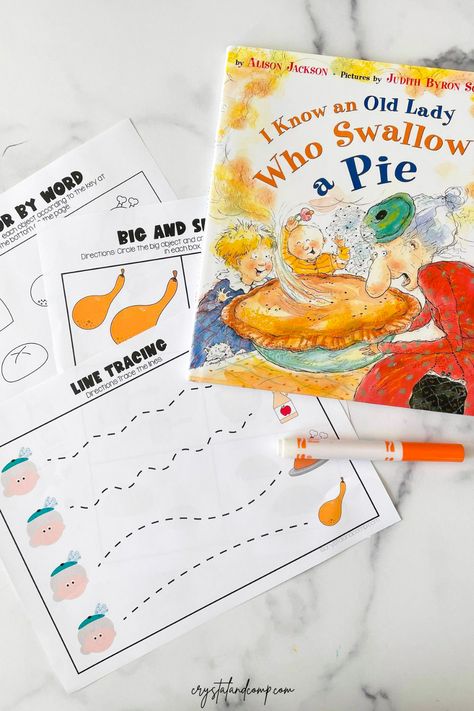 Thanksgiving Activities Preschool, Library Programs, Thanksgiving Activities, Old Lady, Preschool Learning Activities, Homeschool Preschool, Free Activities, Autumn Activities, Preschool Learning