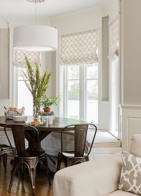 Bay Window Breakfast Nook - Transitional - Dining Room Breakfast Nook Ideas Bay Window, Breakfast Nook Bay Window, Bay Window Breakfast Nook, Breakfast Nook Curtains, Stephanie Sabbe, Casa Rock, Bay Window Benches, Bay Window Treatments, Kitchen Bay Window