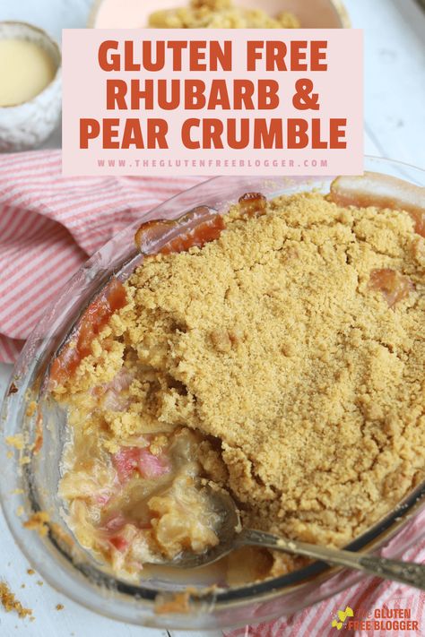 gluten free pear and rhubarb crumble recipe Gluten Free Crumble Topping, Rhubarb Crumble Recipe, Gluten Free Rhubarb, Pear Filling, Pear Crumble Recipe, Gluten Free Crumble, Gluten Free Apple Crumble, Rhubarb Crumble Recipes, Gluten Free Fall Recipes