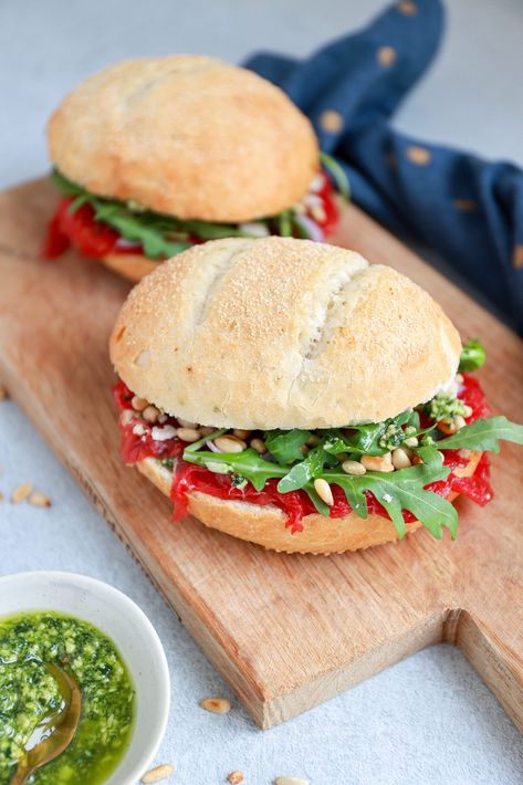 Recept Sandwiches, Boozy Brunch, Fresh Salad Recipes, Lunch Snacks, Fresh Salads, Easy Lunches, High Tea, Healthy Lunch, Savoury Food