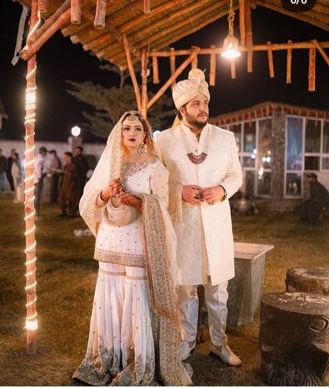 Sehar Hayyat Wedding, Nikah Pictures, Sehar Hayyat, Wedding Matching Outfits, Wedding Suit Styles, Nikah Outfit, Bride Jewelry Set, Bridal Photography Poses, Mens Fashion Wedding