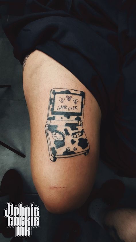 Instagram.com/johnie_cockie_ink Gameboy Tattoo, Gameboy Advance Tattoo, Gamecube Controller Tattoo, Gameboy Advance Custom, Gameboy Cartridge, Gameboy Advance, Skull Tattoo, Tattoos, Instagram