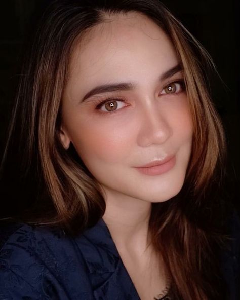 Luna Maya, Ariel