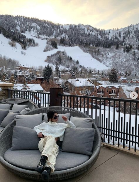 Aspen Colorado Winter, Breckenridge Colorado Winter, Aspen Trip, Aspen Vacation, Ski Trip Aesthetic, Colorado Aesthetic, Colorado Christmas, Aspen Ski, Skiing Aesthetic