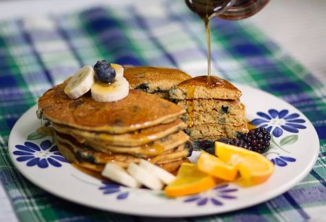 Blueberry Corn Cakes Recipe - Blue Zones Corn Cakes Recipe, Zone Diet Recipes, Blue Zones Diet, Blue Zones Recipes, Zone Recipes, Savory Oatmeal, Zone Diet, Corn Cakes, Blue Zone