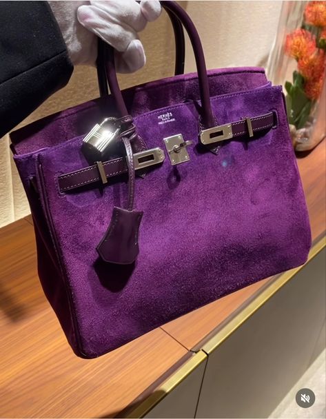 Hermes Birkin 25 Ultraviolet Luxury Purses Hermes Birkin, Birkin Colors Hermes Handbags, Purple Birkin, Purple Birkin Bag, Hermes Birkin Colours, Hermes Birkin 25 Pink, Vintage Hermes Bag, Hermes Purple Bag, Jewellery Wishlist