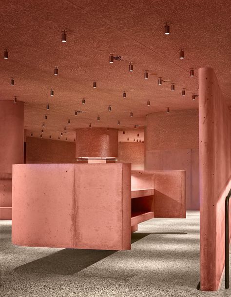 Adjaye Associates uses different hues of pink with sculptural concrete to form new store in LA Adjaye Associates, 1950s Wallpaper, Pink Concrete, David Adjaye, Types Of Concrete, Concrete Column, Concrete Facade, Top Architects, Curved Walls