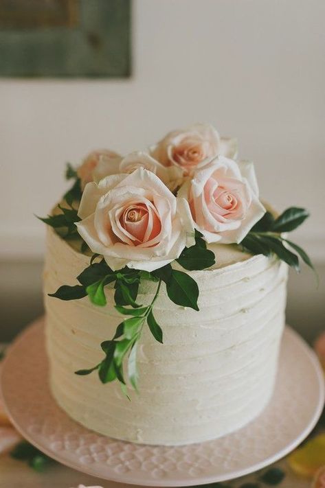 Wedding Cakes Elegant, Small Wedding Cakes, Bridal Shower Cakes, Flowers Cake, Wedding Cake Rustic, Simple Wedding Cake, Engagement Cakes, Cool Wedding Cakes