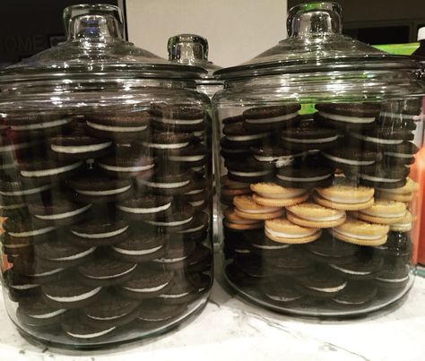 Khloe inspired cookie jar #doublestuffedoreos #khloekardashian Clear Cookie Jar Ideas, Cookie Jar Ideas, Apartment Fever, Double Stuffed Oreos, Clear Cookies, Cookie Container, Jar Ideas, Clear Jars, Treat Jars