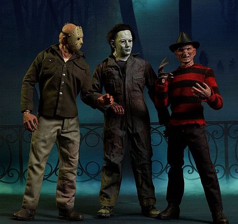 Michael Myers Jason Voorhees, Michael Myers Costume, Slasher Horror, Michael Myers And Jason, Mask Maker, Hot Halloween, Horror Movies Funny, Pure Evil, Scary Movie Characters