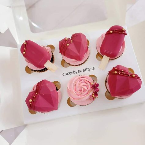 Heart cupcakes Geo Hearts, Heart Cupcakes, Chocolate Hearts, Cupcake, Stud Earrings, Baking, Quick Saves