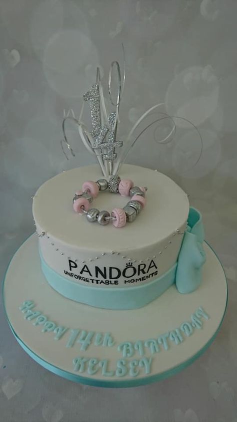 Pandora Cake, Pandora Inspiration, Cinderella Cake, Cakes For Women, Cake Designs Birthday, Pandora Bracelets, Pandora Jewelry, Cake Decorating Techniques, Girl Cakes