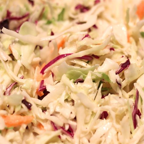 Amish Creamy Coleslaw Cabbage Head, Carrot Greens, Creamy Coleslaw, Barbecue Ribs, Creamy Dressing, Green Cabbage, Red Cabbage, Coleslaw, Summer Picnic