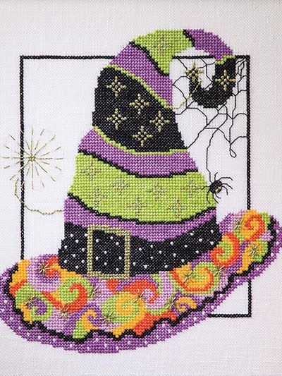 Halloween Cross Stitch, Fall Cross Stitch, Halloween Cross Stitch Patterns, Holiday Cross Stitch, Just Cross Stitch, Halloween Cross Stitches, Cross Stitch Books, Halloween Embroidery, Cross Stitch Needles