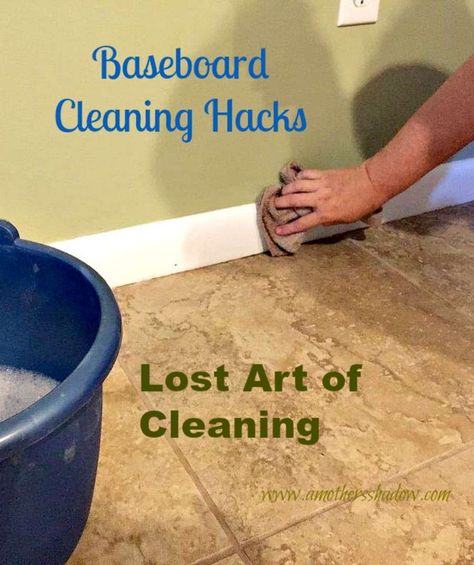 Baseboard Cleaning Hacks, Baseboard Cleaning, Clean Baseboards, Cleaning Hacks Tips And Tricks, Cleaning Baseboards, Clean Baking Pans, Cleaning Painted Walls, Deep Cleaning Tips, Household Cleaning Tips