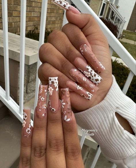 21st Birthday Nails, Rodeo Nails, Cowboy Nails, Acrylic Nail Designs Coffin, Western Nails, Country Nails, Cow Nails, Colored Acrylic Nails, Dots Nails