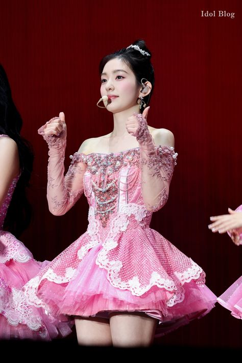 Red Velvet Outfits, Figure Skating Outfits, Irene Red Velvet, Concert Fits, Red Velvet Irene, Performance Outfit, Pink Outfit, Stage Outfits, Kpop Fashion