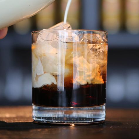 White Russian Drink, White Russian Recipe, White Russian Recipes, Salted Caramel Coffee, White Russian Cocktail, Kahlua Coffee Liqueur, Coffee Liqueur, Clam Recipes, Caramel Coffee