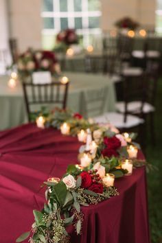 Sage Wedding Reception, Head Table Candles, Wedding Reception Head Table, Reception Head Table, Head Table Decor, Ceremony Candles, Decoration Evenementielle, Head Tables, Wedding Reception Flowers