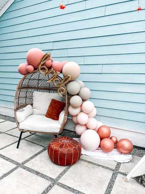 Egg Chair Balloon Garland, Bridal Shower Wicker Chair, Chair For Bridal Shower Bride To Be, Diy Bridal Shower Chair, Bridal Shower Gift Chair, Bride To Be Chair Bridal Showers, Bridal Shower Chair For Bride, Boho Egg Chair, Bridal Shower Chair