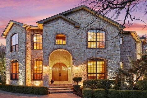 3225 Crescent Dr, Southlake, TX 76092 - Trulia Southlake Texas, Outdoor Living Kitchen, Laundry Chute, Heated Floors, Custom Closet, Closet System, Wood Stone, Master Bedding, Large Bedroom