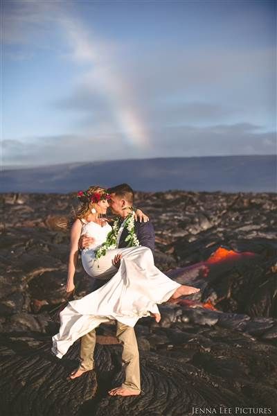 Wedding photos on a live volcano shot by Jenna Lee Volcano Wedding, Honolulu Wedding, Adventurous Couple, Hawaii Photography, Ocean Wedding, Hawaii Volcanoes National Park, Molten Lava, Wedding Photo Shoot, National Park Wedding