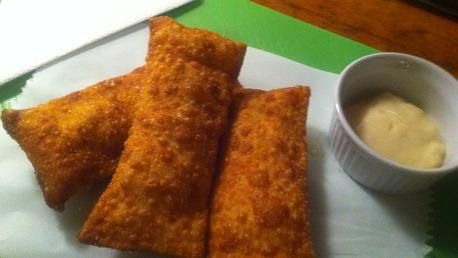 These are a great appetizer,and are very simple to make! Donair Meat Recipe, Recipes Using Egg Roll Wrappers, Eggrolls Recipe, Egg Roll Recipe, Egg Rolls Recipe, Egg Roll Wrappers, Egg Roll Recipes, Great Appetizers, Egg Rolls