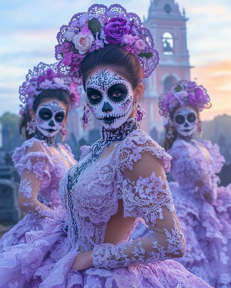 Watching the Catrinas dance deep into the night 💜✨ I can’t get enough of all these Día de los Muertos Celebrations 🌸💀 Dia Los Muertos Costume, Dia De Los Muertos Costumes For Women, Book Of Life Costume, Catrina Costume, Halloween Makeup Sugar Skull, Sugar Skull Artwork, Dead Makeup, Mexican Culture Art, Makeup Face Charts