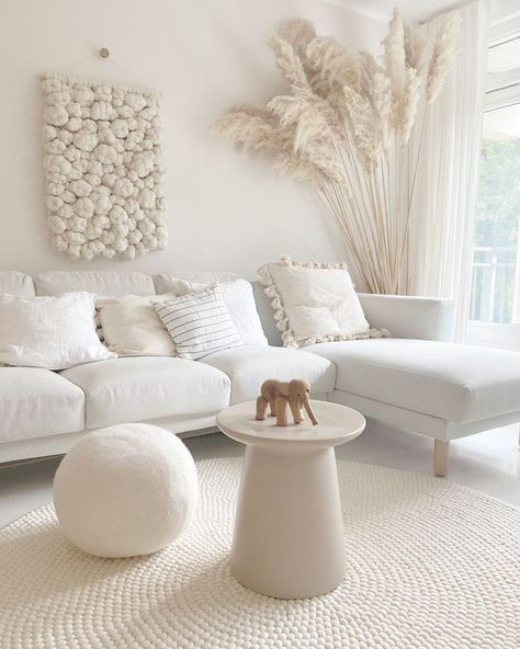 White Living Room Decor, Apartment Living Room Design, White Bedroom Furniture, Home Design Living Room, White Living Room, Interior Modern, Livingroom Layout, White Furniture, Decor Home Living Room