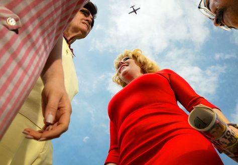 Alex Prager, Big Valley, Famous Photographers, Weird Pictures, Cinematic Photography, 인물 사진, Vintage Hollywood, Photography Inspo, New Yorker