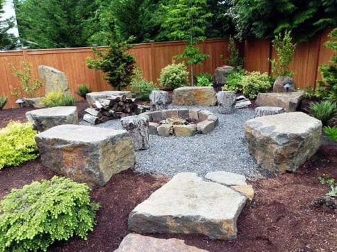 Top 50 Best Fire Pit Landscaping Ideas - Backyard Designs Cheap Fire Pit, Outside Fire Pits, Gravel Landscaping, Outdoor Fire Pit Designs, Fire Pit Landscaping, Rustic Backyard, Gravel Patio, Cool Fire Pits, Stone Fire Pit