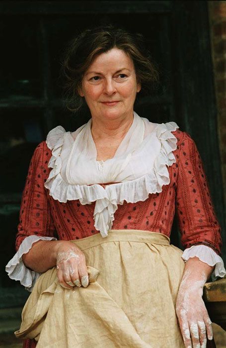 Mrs. Bennet, Brenda Blethyn, Pride and Prejudice 2005 Mrs Bennet, Pride & Prejudice Movie, Jane Austen Movies, Little Dorrit, Pride And Prejudice 2005, Jane Austen Novels, Becoming Jane, Jane Austin, Elizabeth Bennet