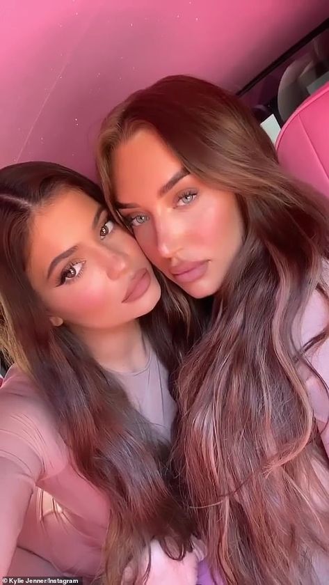 Kylie Jenner's BFF Stassie Karanikolaou models black lingerie | Daily Mail Online Kylie Jenner Friends, Kylie Jenner Daily, Instagram Kylie Jenner, Kylie Jenner Fotos, Kylie Jenner Icons, Khloe Kardashian And Tristan, Looks Kylie Jenner, Estilo Kylie Jenner, Kyle Jenner