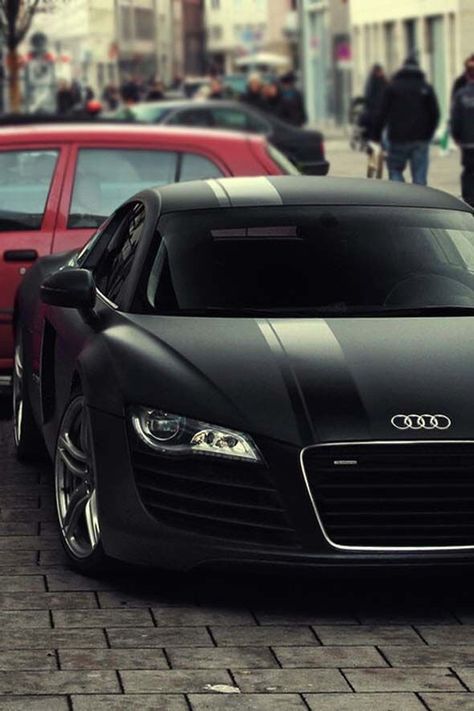 Audi R8 matte black, with big satin black stripes. Audi R8 Matte Black, Black Audi, Audi R8 V10, Audi Rs5, Lamborghini Veneno, Pagani Huayra, Nissan 370z, Sweet Cars, Audi Cars