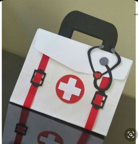 Medical Themed Parties, Medical Party, Nurse Party, Community Helpers Preschool, Medical Theme, Nurse Bag, Medical Bag, Medicine Bag, Nurses Day