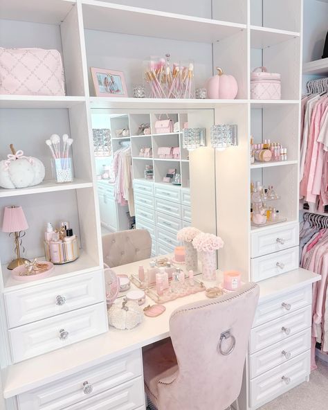 So much has happened since the last time I posted can't wait to share with you all 🥰🎀🩷 #vanity #makeupvanity #closetdesign #closet Vanity Ideas Closet, Shared Teen Room, Vanity Inside Closet, Closet Vanity Ideas, Luxury Dining Room Decor, Cute Vanity, College Bedroom Decor, Closet Island, Dream Bedroom Inspiration