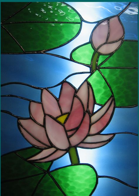 Stained Glass lotus Stained Glass Lotus, Glass Stencil, Stained Glass Mosaic Art, Stained Glass Patterns Free, Glass Painting Designs, Stained Glass Birds, Glass Mosaic Art, Stained Glass Flowers, Art Stained