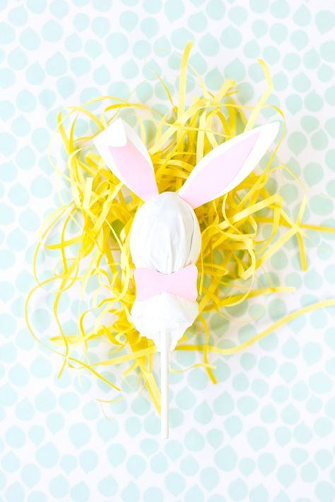 DIY Easter Bunny Lollipops Fun Easter Activities, Easter Egg Hunt Ideas, Egg Hunt Ideas, Diy Easter Bunny, Easter Art Project, Activities To Do At Home, Creative Easter Eggs, Cute Origami, Studio Diy