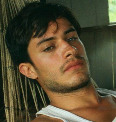 gael garcia bernal Gael Garcia, Spanish Men, A Streetcar Named Desire, The Dictator, Mexican Men, Diego Luna, Message Boards, How To Speak Spanish, Celebrity Hairstyles