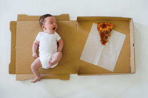 Dani Leigh, Mom Series, Monthly Baby Pictures, Milestone Pictures, Monthly Baby, Pizza Box, Monthly Photos, Pizza Slice, Babies First Year