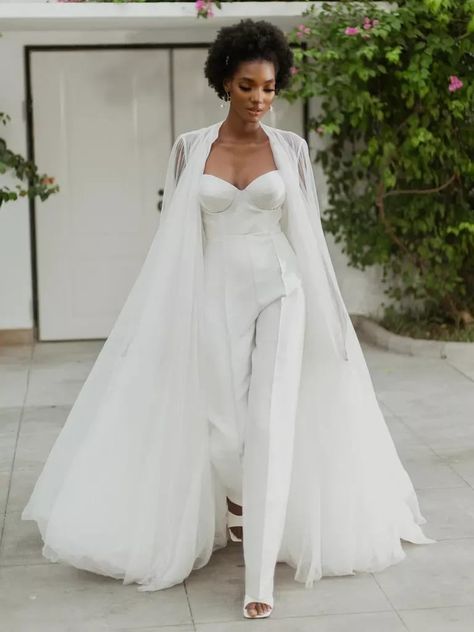 Imad Eduso long tulle bridal cape jacket for modern wedding look Wedding Dress With Cape, Wedding Pantsuit, Tulle Cape, Dress With Cape, Lace Cape, Cape Wedding Dress, Bridal Jumpsuit, Bridal Jacket, Wedding Jumpsuit