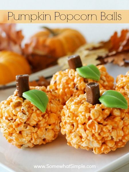 Pumpkin Popcorn Balls Pumpkin Popcorn Balls, Pumpkin Popcorn, Halloween Popcorn Balls, Popcorn Pumpkin, Popcorn Balls Recipe, Pumpkin Balls, Dessert Halloween, Postres Halloween, Halloween Popcorn