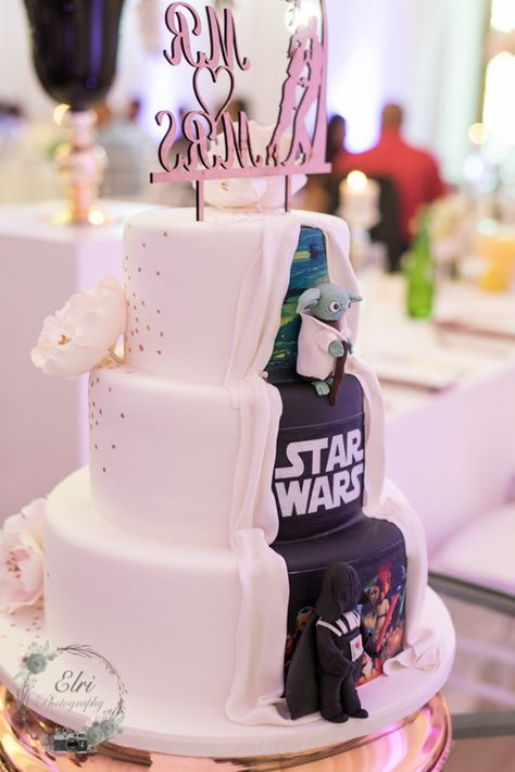 Pastel Star Wars, Half And Half Wedding Cakes, Groomsmen Cake, Star Wars Wedding Cake, Groomsman Cake, Star Wars Wedding, Themed Wedding Cakes, Wedding 2025, Wedding Wishes