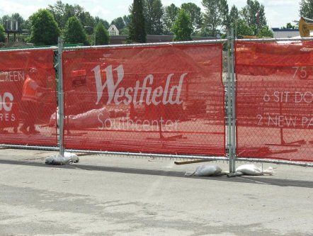 Construction Site Fence Scrim Chain Fence, Construction Fence, Mesh Banner, Crowd Control Barriers, Outdoor Fence, Crowd Control, Large Format Printing, Wayfinding Signage, Outdoor Advertising