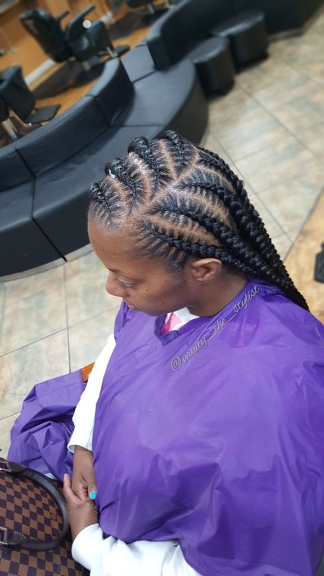 Jumbo Lemonade braid jumbo layers Thick Cornrows Braids, Conroll Styles For Black Women, Large Cornrows Braids Black Women, Long Hair Red Carpet, Jumbo Braids Hairstyles, Hair Red Carpet, Glamour Hairstyles, Hairstyle Ideas For Long Hair, Ideas For Long Hair